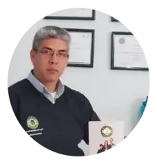 Naturópata Luis Eduardo Flores Villegas